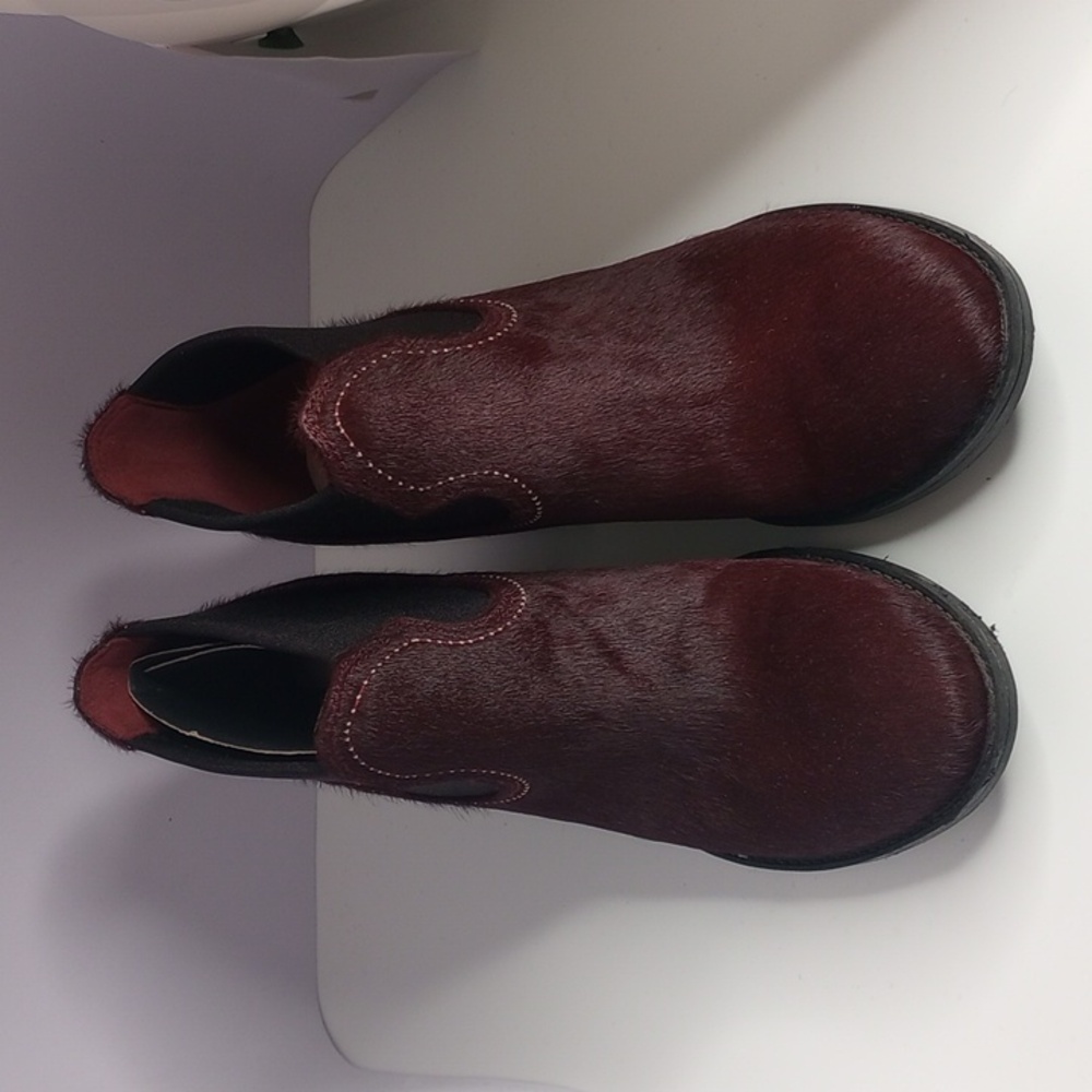 Clarks, cowboy bootie, size 7.5, oxblood